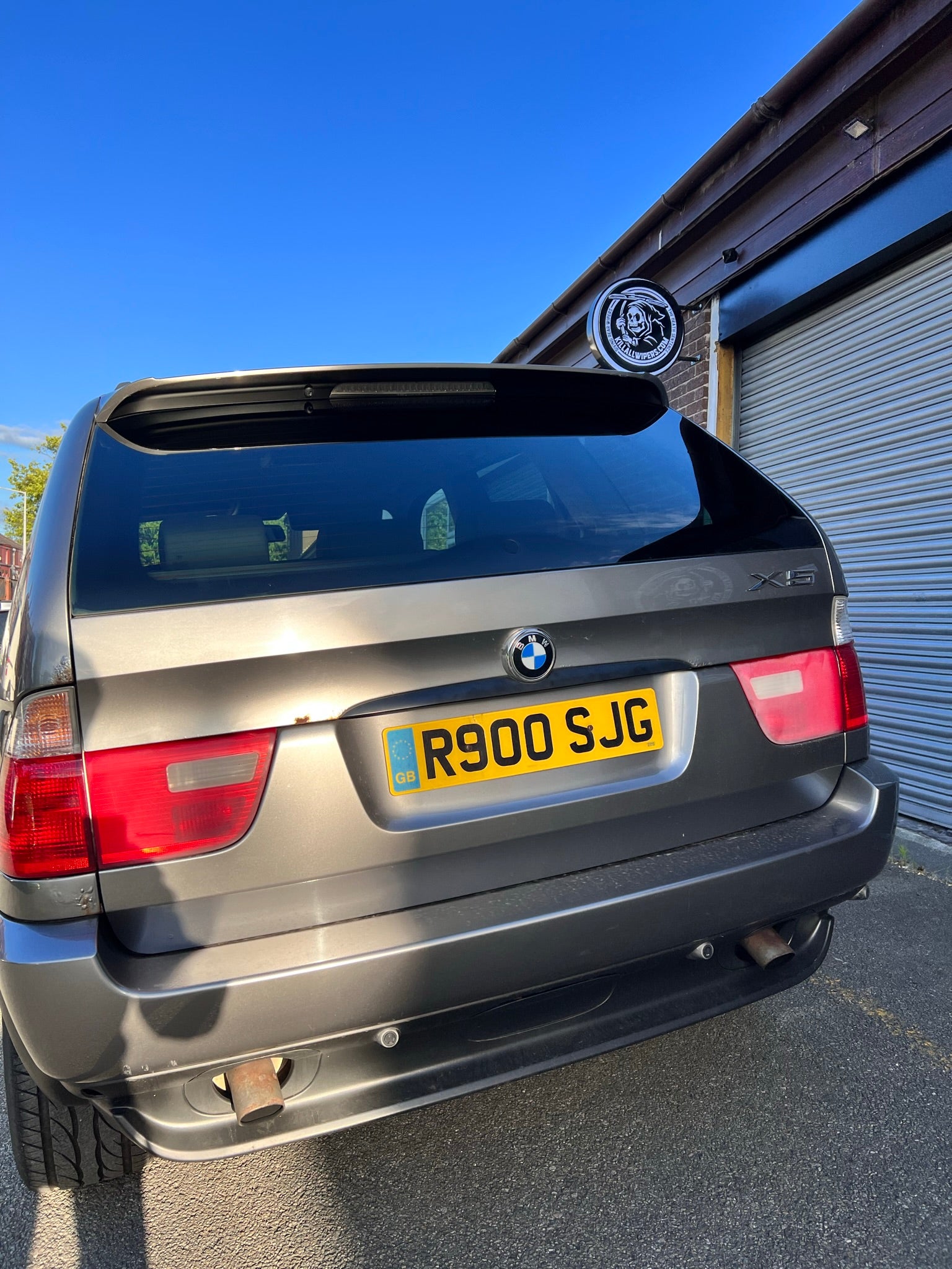 BMW X5 E53 - FLUSH WIPER DELETE™ KIT image 0